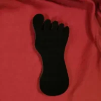 Black Toe Ring Display