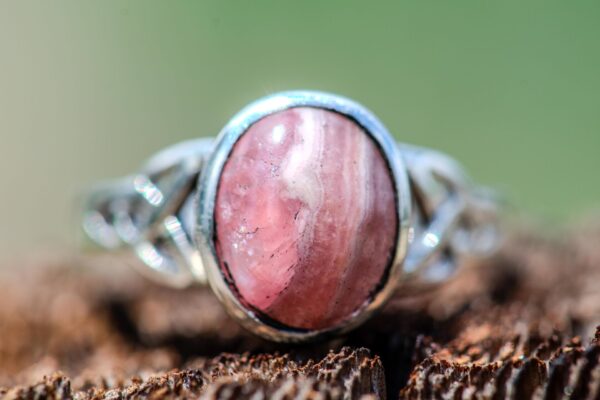 Sterling Silver Celtic wtih 8mm x 10mm Rhodochrosite Ring - Image 3
